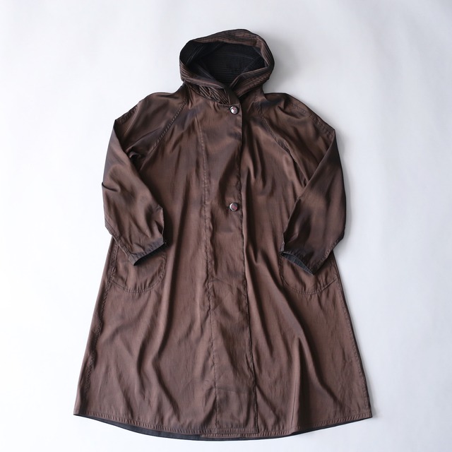 2-way reversible design  pleats fooded long coat