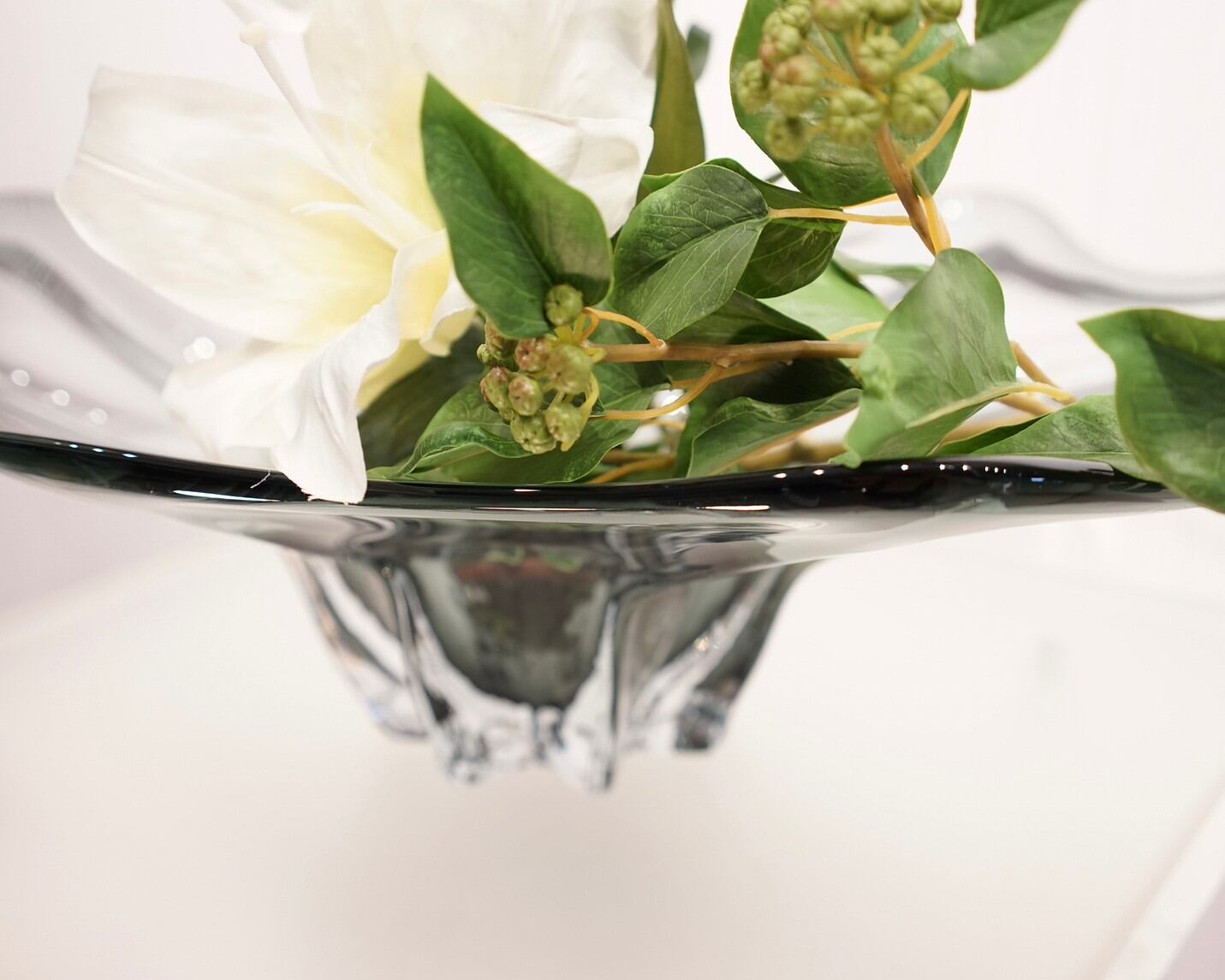 フラワーベース 新品 ガラス製 造花付き モダン オブジェ - 花瓶