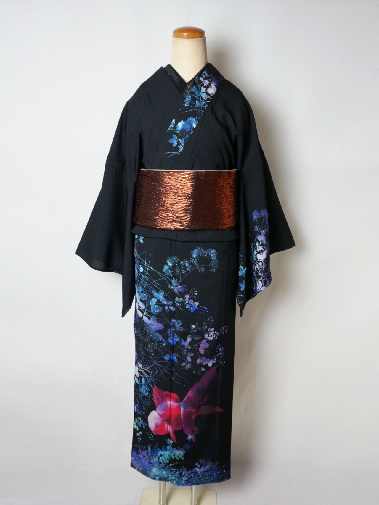 【受注商品】RumiRockセオαゆかた「金魚に萩」　[A1654]