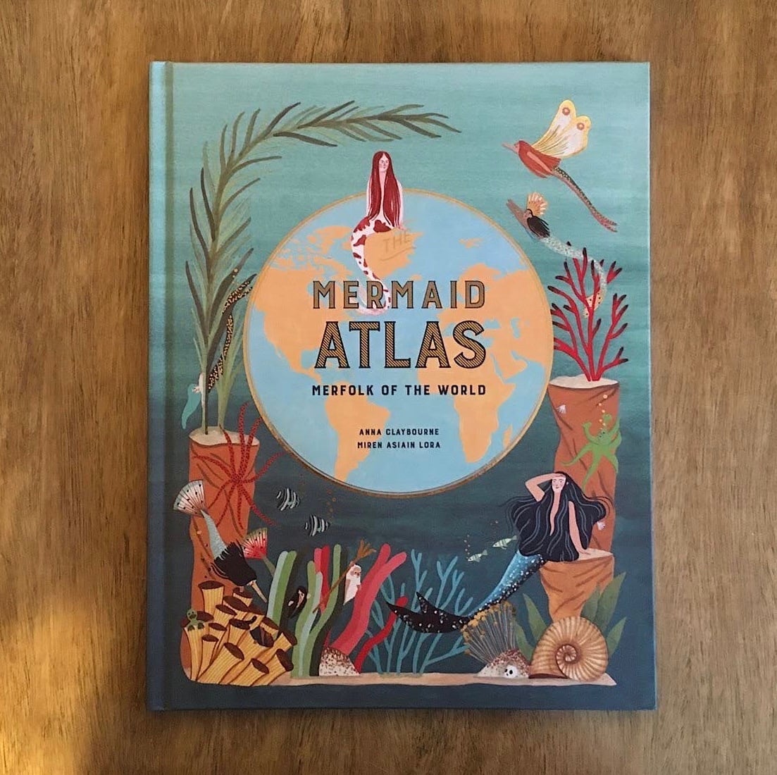 Books　The　Mermaid　of　Atlas:　Merfolk　the　Read　World　素敵な洋書の絵本のお店　Leaf