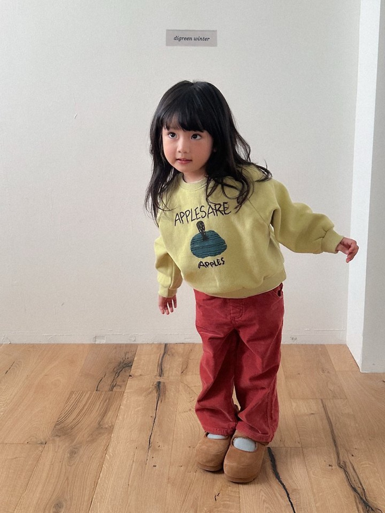 〖取寄〗韓国子供服 / 26winter / Digreen / アップルトレーナー / キッズ / 冬服 *S~2XL*