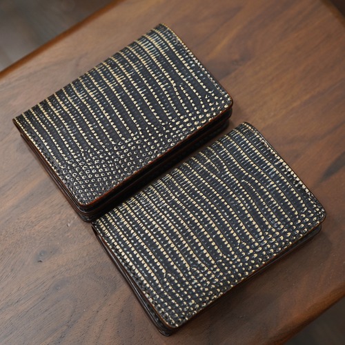 11DROPS 名刺・カードケース　白漆リザード・サドルプルアップ 　 NEXUS