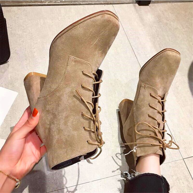 【新作】【送料無料】 スエードレザーレースアップアンクルブーツウィンターシューズレディース2019ヴィンテージヒールスクエアトゥブーツ 靴 スウェード 冬物 スクウェア ビンテージ 10b369760662521