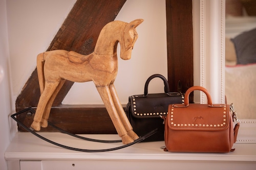 PENELOPE "Cassie" Handbag ペネロペ バッグ［お届け目安：2〜3週間］