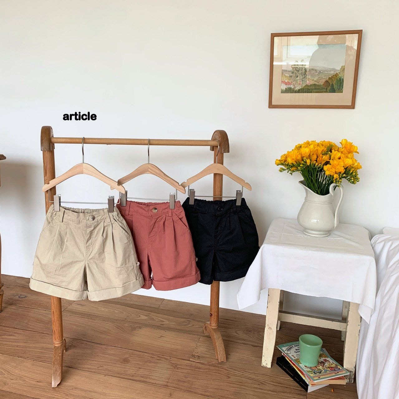 [article] Bijo Roll-up Shorts / [아티클] 비조롤업반바지