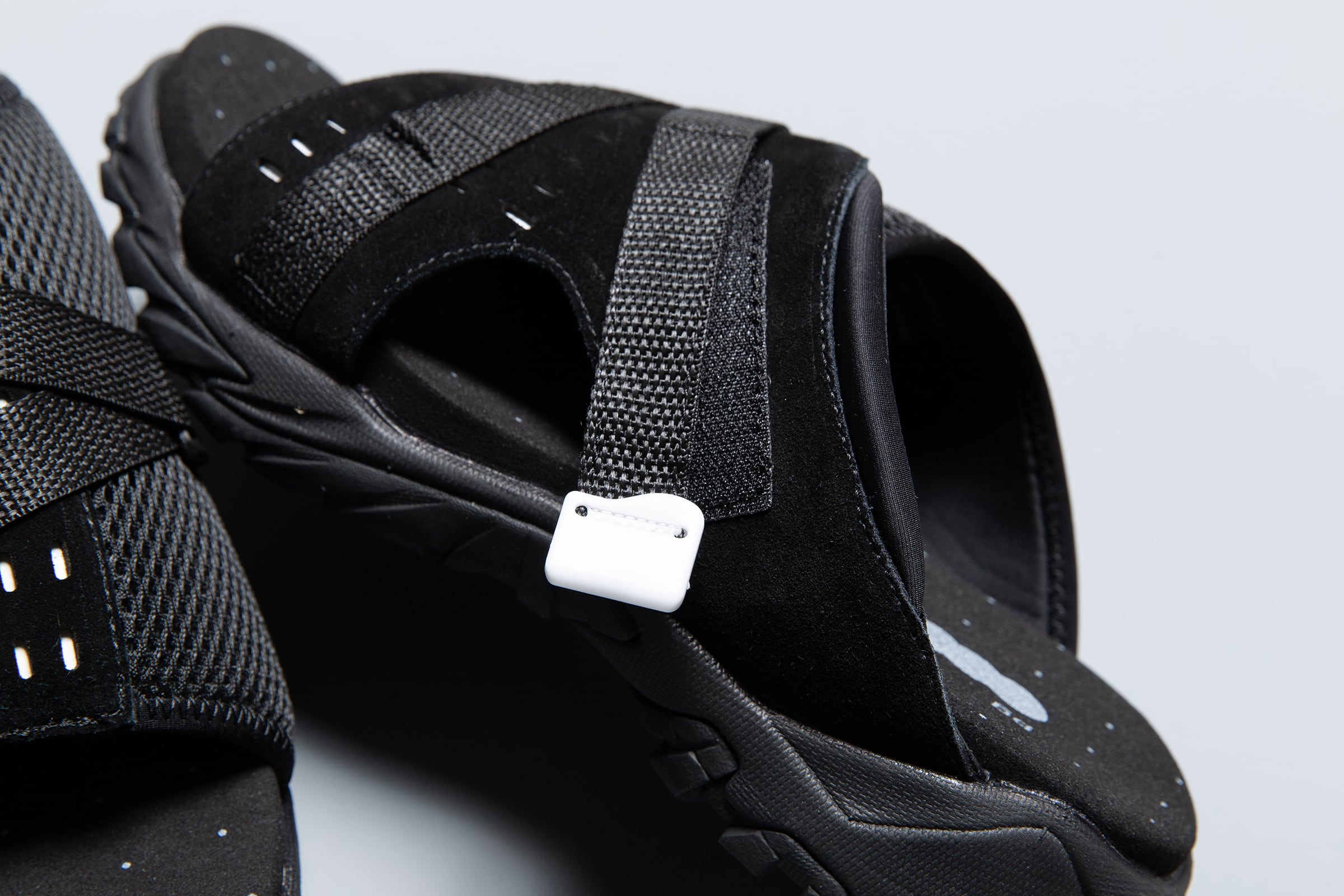pg DELTA | BLK/WHT | PLAYGROUND | スニーカーショップ
