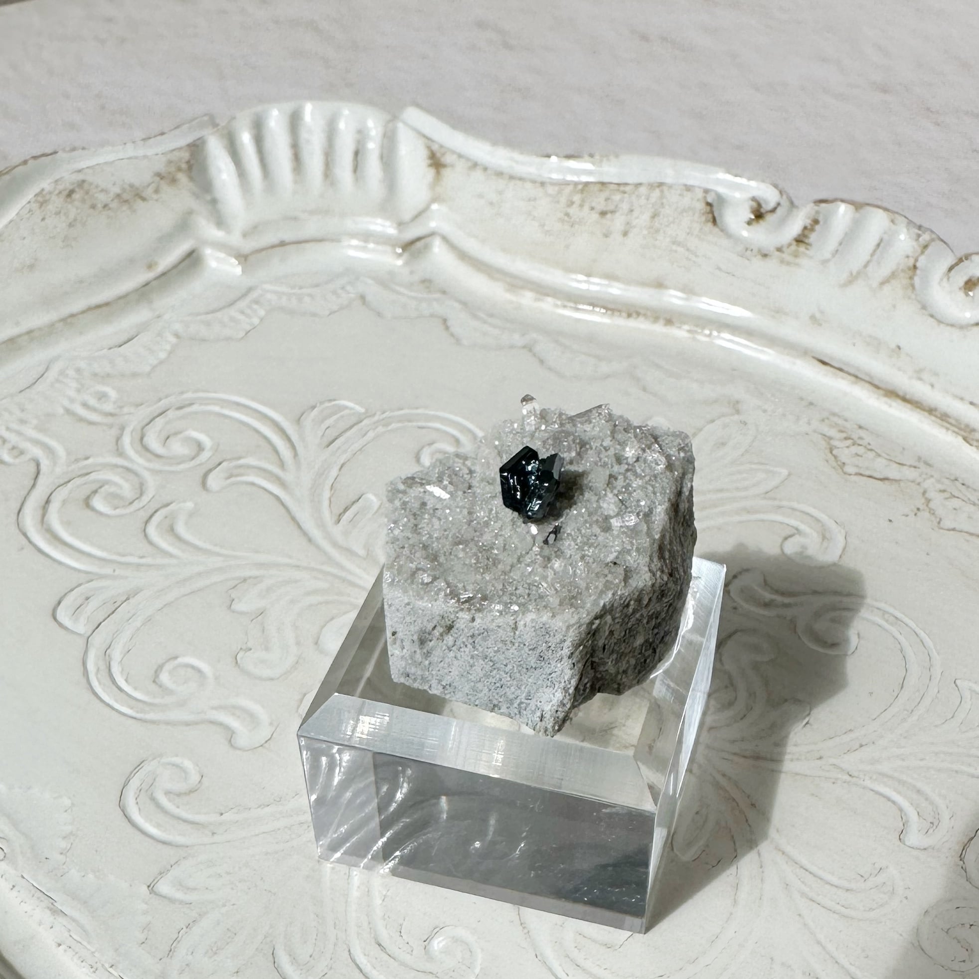 私の心】アイアンローズ ヘマタイトローズ オン クォーツ 赤鉄鉱