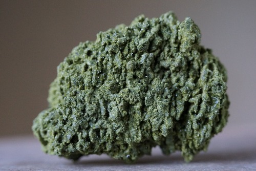 トルコ産エピドート / クォーツ(C)　Epidote / Quartz