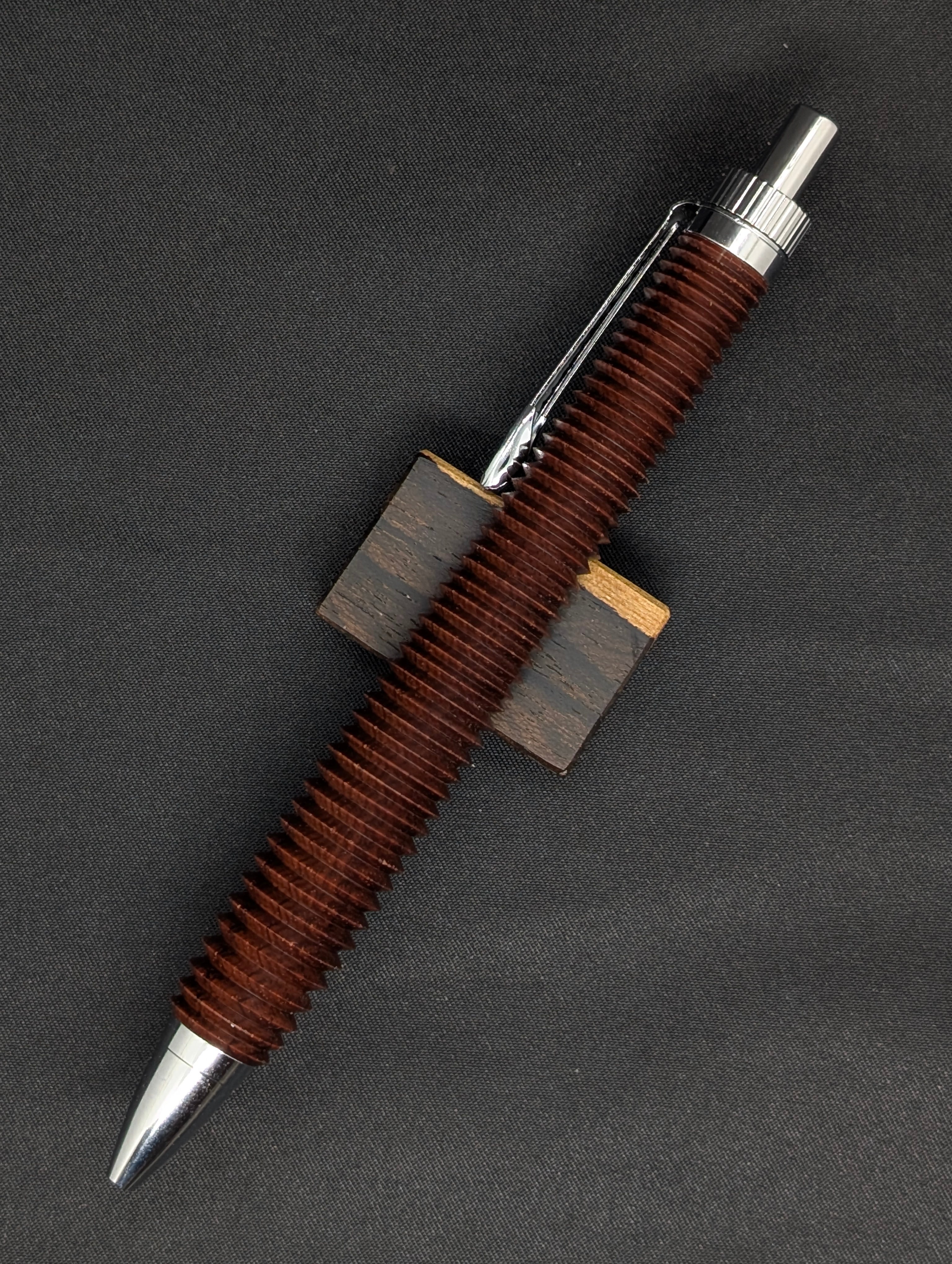工房雨魚 Wood Craft Amago