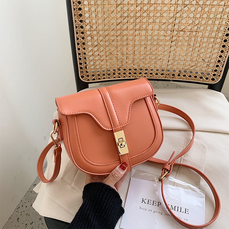 野生のシンプルなメッセンジャーバッグ純赤のファッションテクスチャショルダーサドルバッグの夏の小さなバッグ女性2020新しいバージョン Tiancai_Wing_Bag0846103