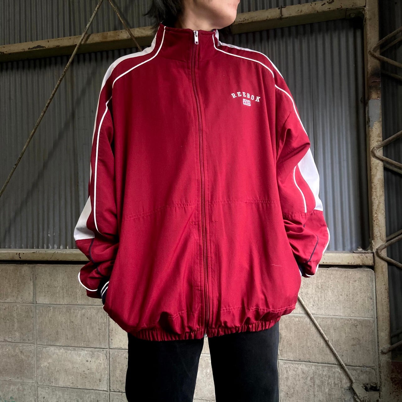 Reebok リーボック ビッグロゴ刺繍 ポリエステル ウインドブレーカー