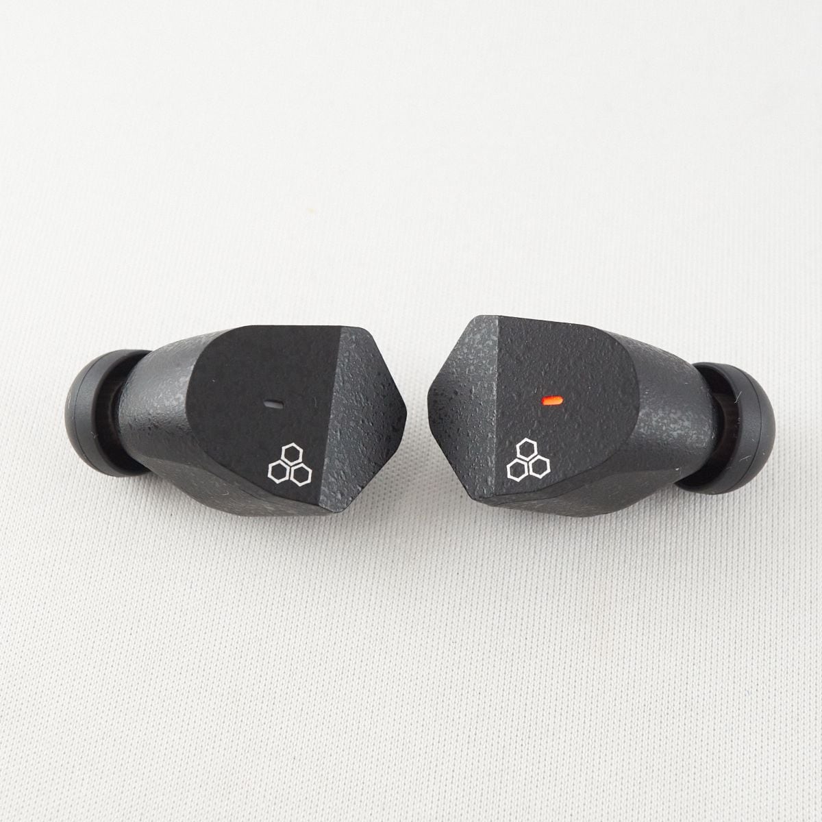 final ZE3000 完全ワイヤレスイヤホン USED美品 Bluetooth5.2 aptX