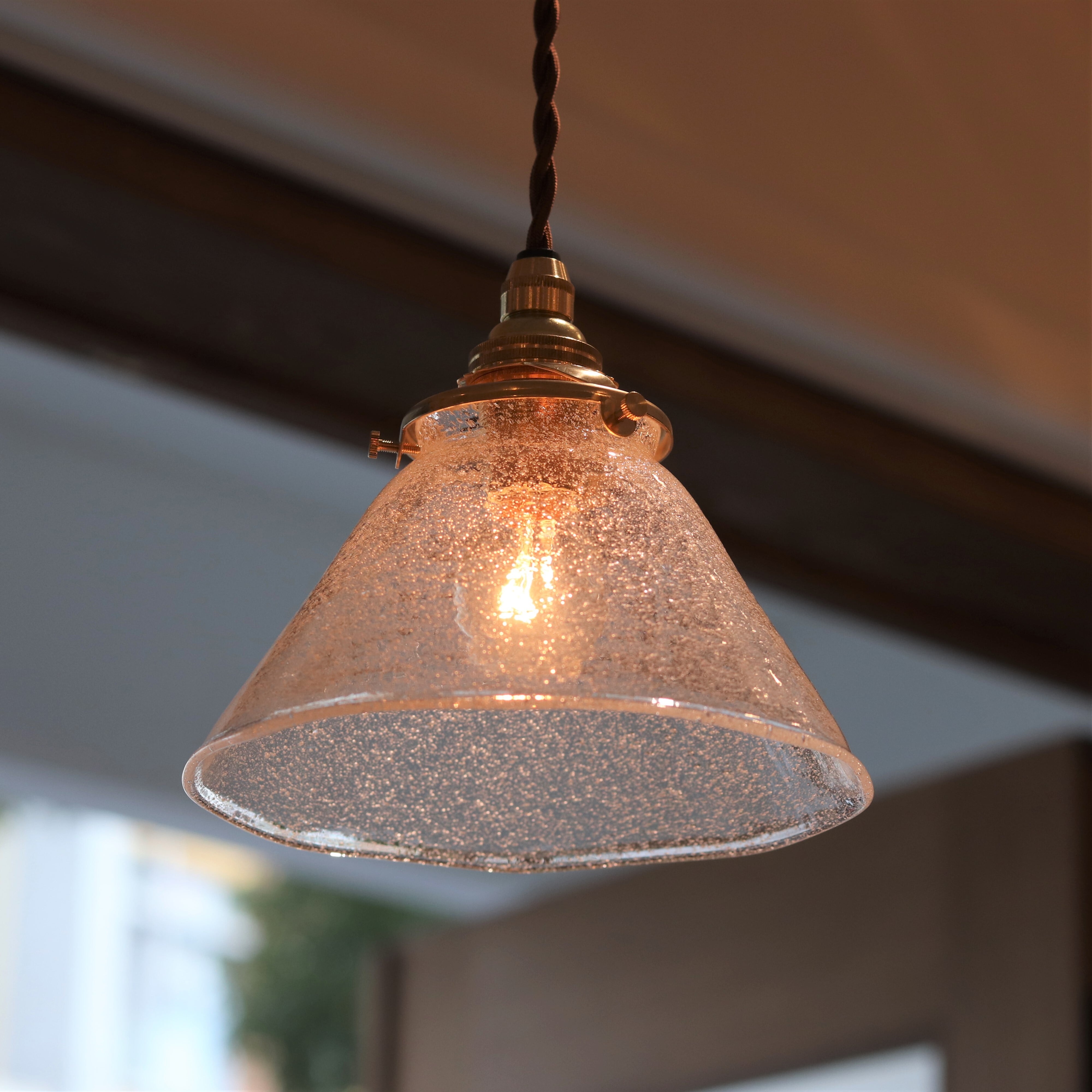 ガラスとチークのペンダントランプ 照明】ペンダントランプ 傘泡【2388】 | ジーフラットインテリア