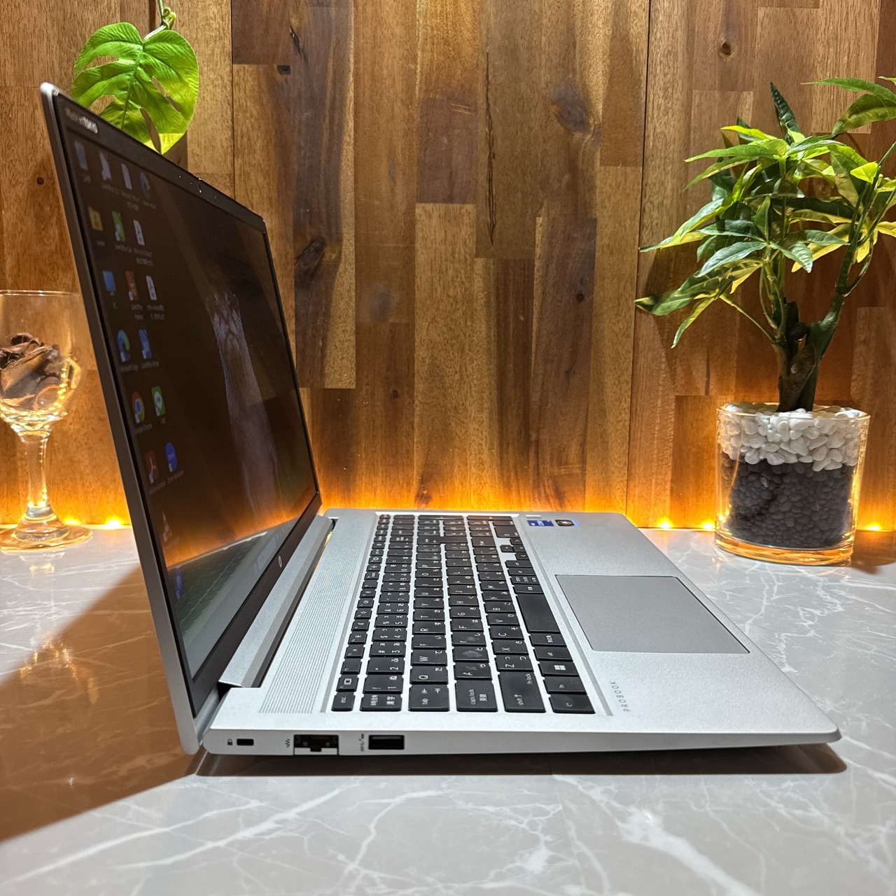 美品2022年式‼️HP ProBook 450 G9☘Core i5第12世代☘メモリ16GB☘️SSD256GB☘️ノートパソコン