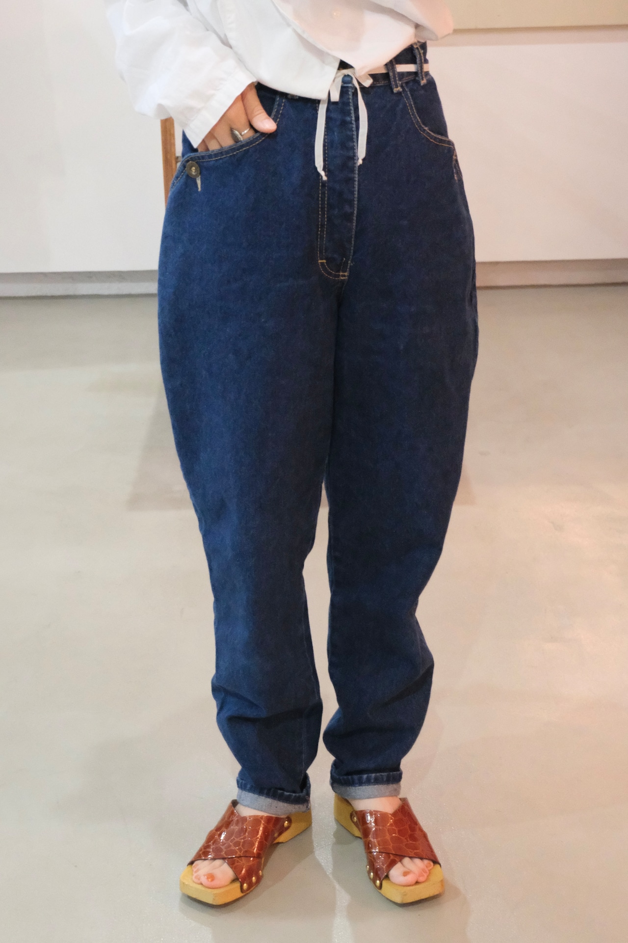 VERY NICE high waist tapered denim pants