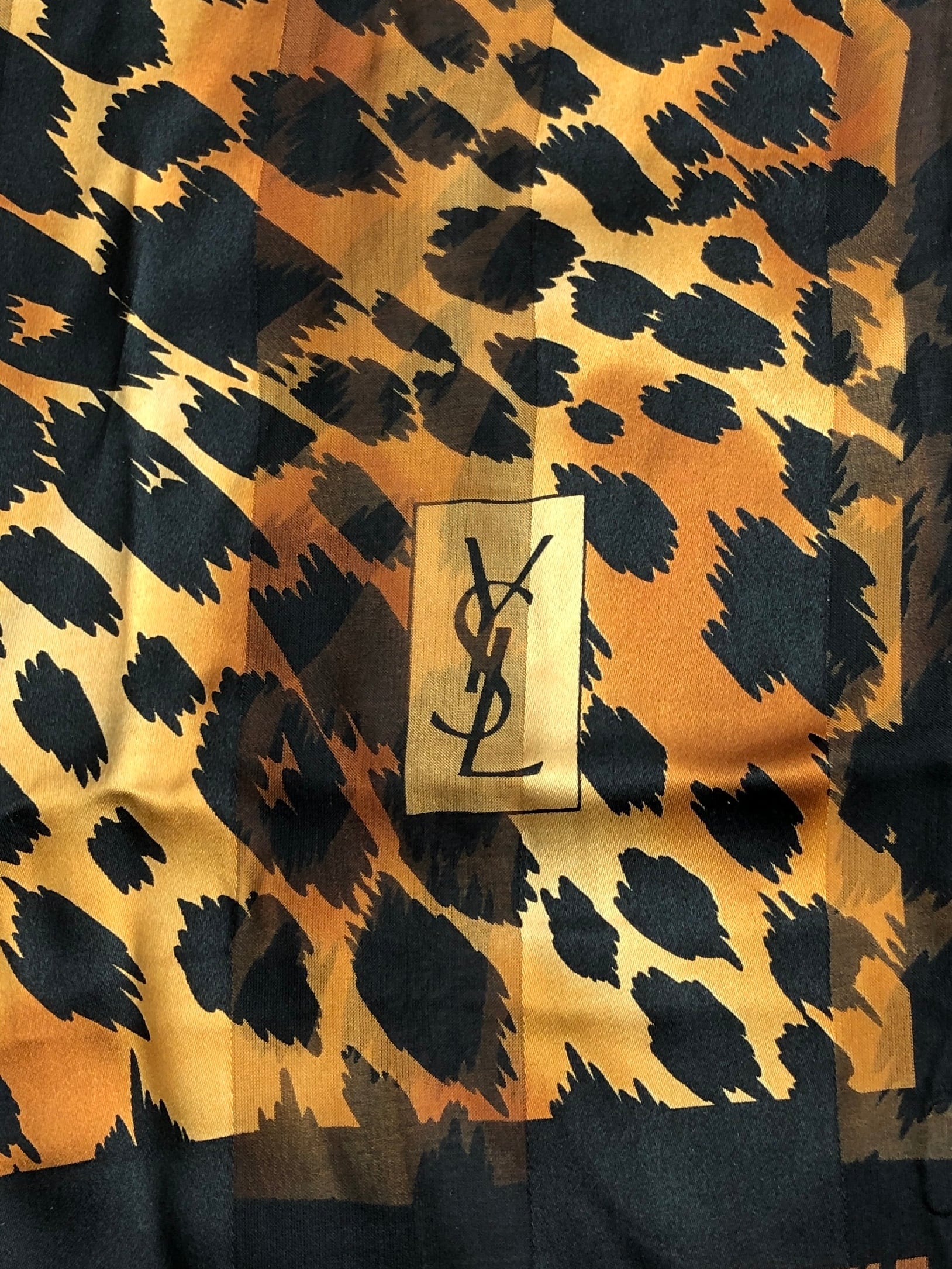 SAINT LAURENT レオパード スカーフ Yves Saint Laurent イヴ・サンローラン レオパード スカーフ ブラック