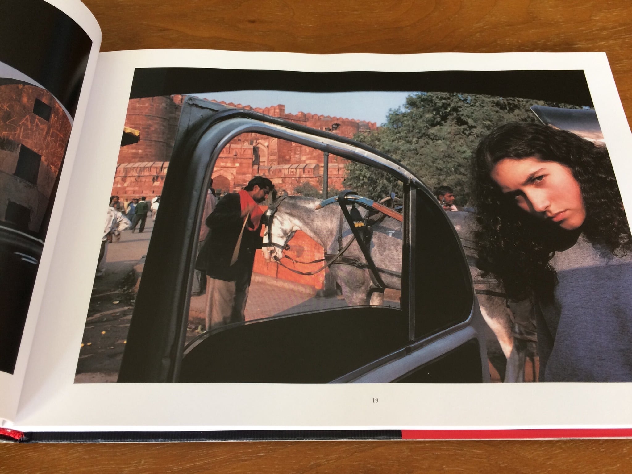 A Way Into India / Raghubir Singh / ラグビール(ラフバー)・シン | Photobooks on the Road | 雑貨屋みたいな洋書屋さん A Way Into India / Raghubir Singh / ラグビール(ラフバー)・シン | Photobooks on the Road | 雑貨屋みたいな洋書屋さん