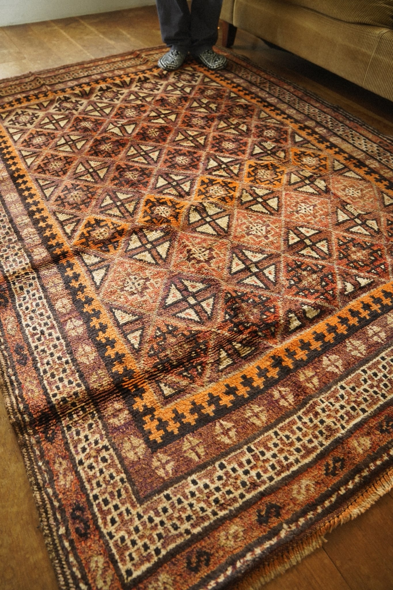 2458-Vintage Taimani rug