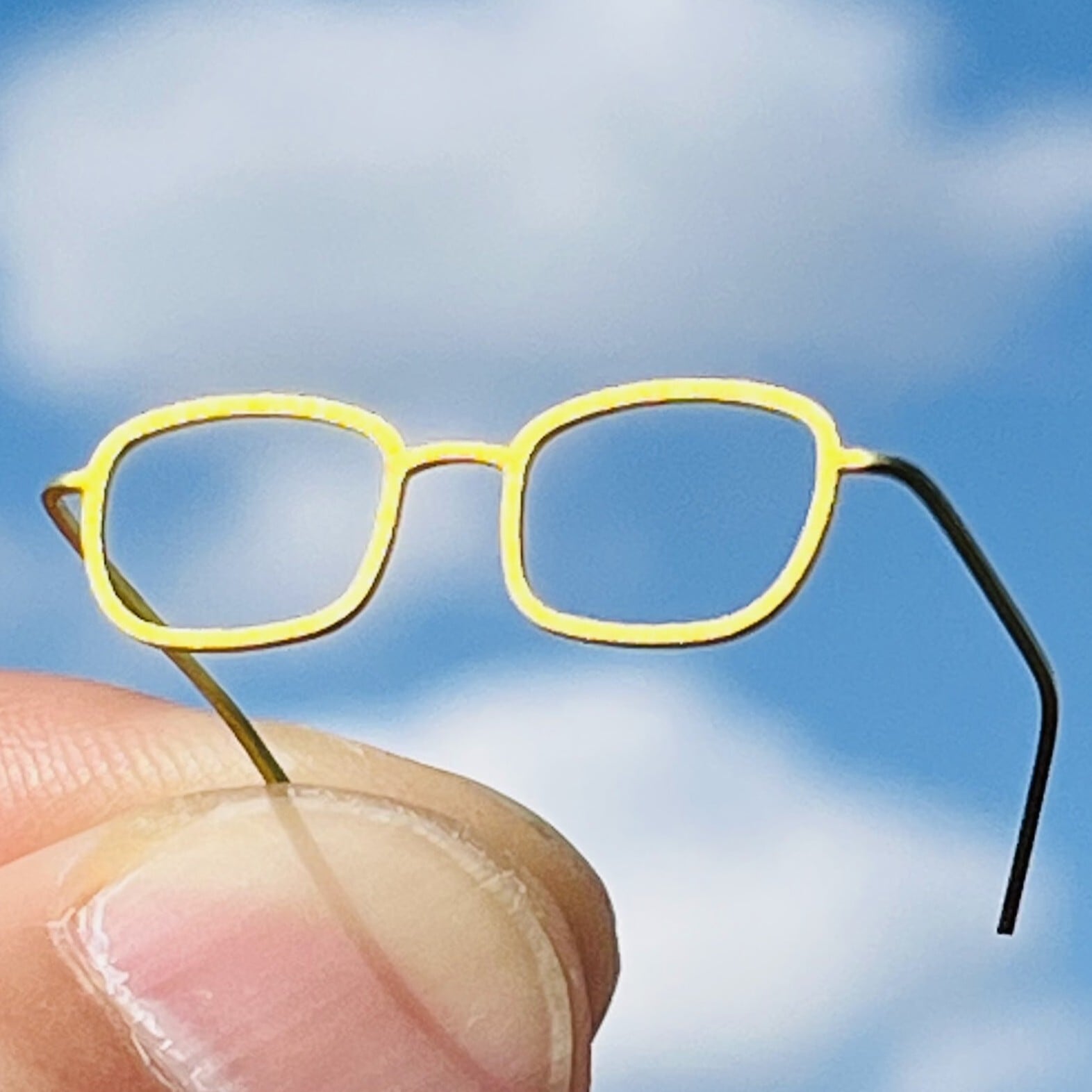 限定【ウェリントンタイプ / 陽極酸化 ライトゴールド】チタン製