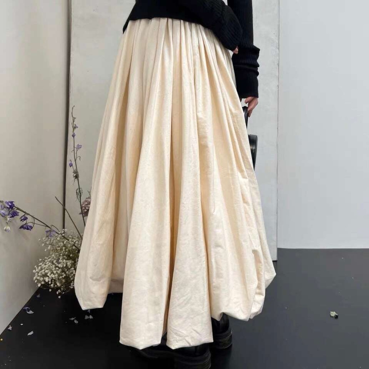 White Balloon Long Skirt / ホワイト バルーン ロングスカート