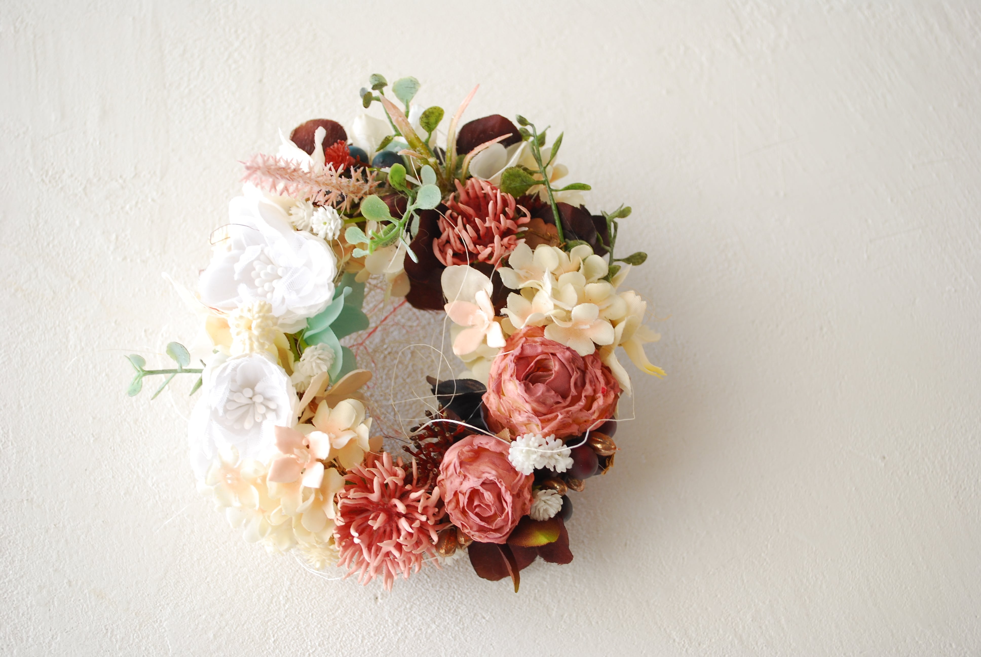 White&pink flowers|ミニリース