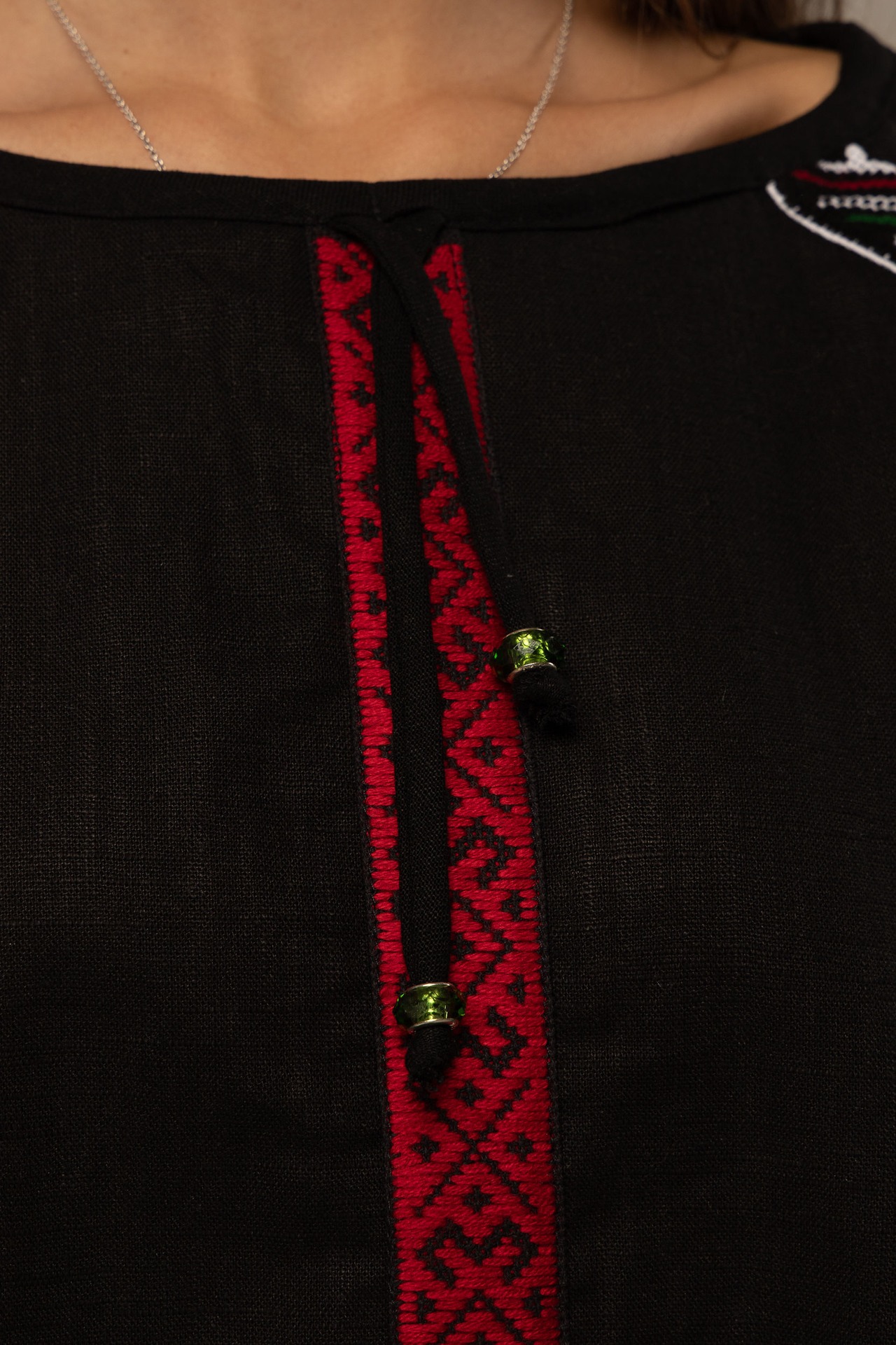 ウクライナ刺繍ヴィシヴァンカ　手刺繍　レディース・フリーサイズ - 5