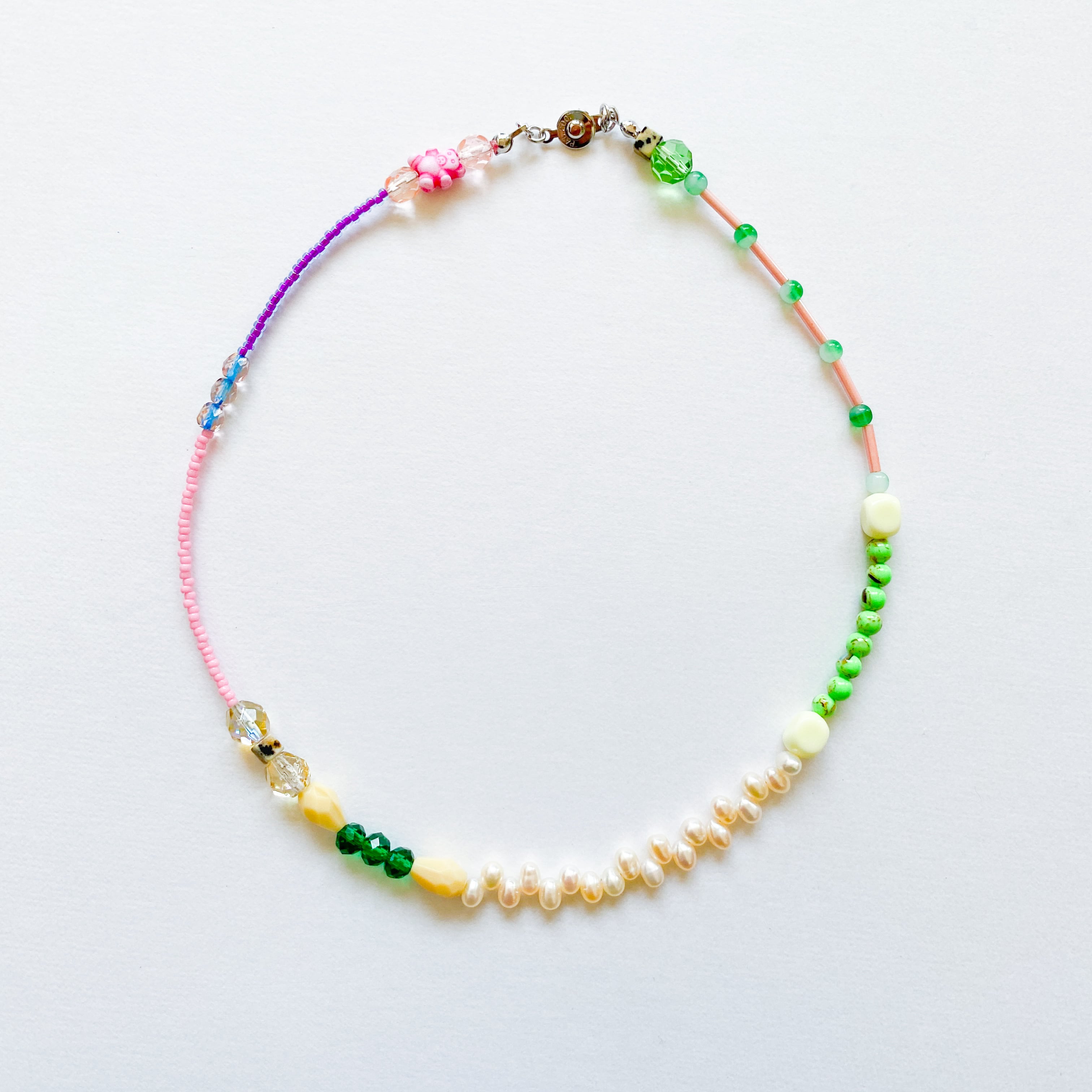 淡水パールとビーズのネックレス