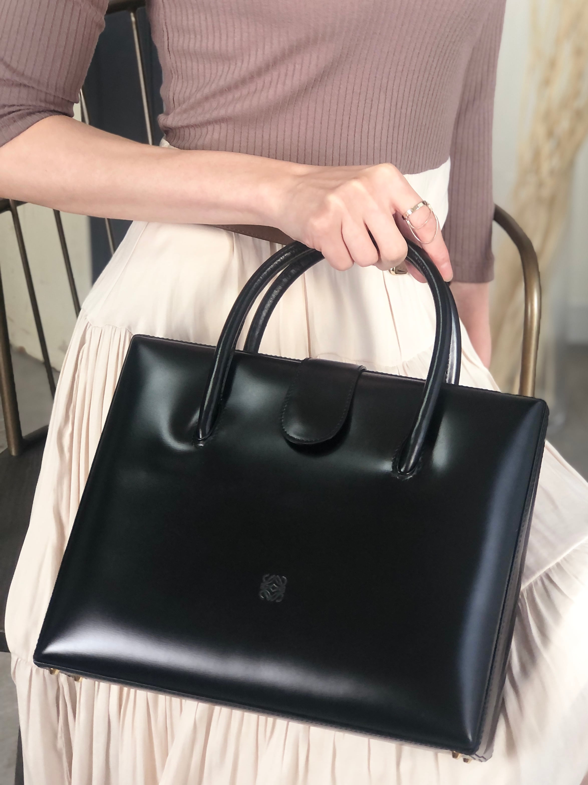 LOEWE ロエベ ハンドバッグ ブラック アナグラム レザー スクエア