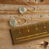 グリーンルチルクォーツのピアス(K14GF)