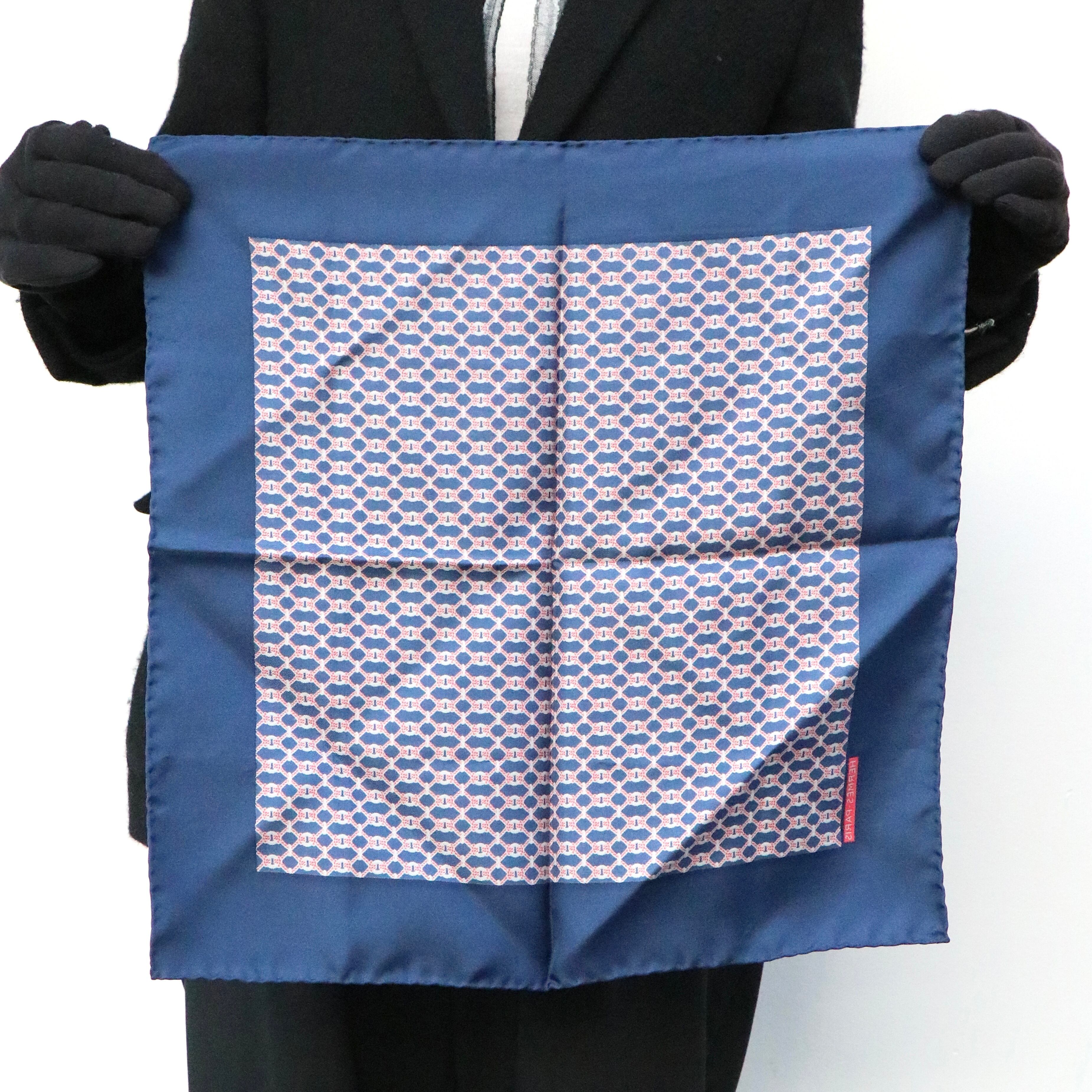 HERMES シルク ミニスカーフ ネイビーブルー