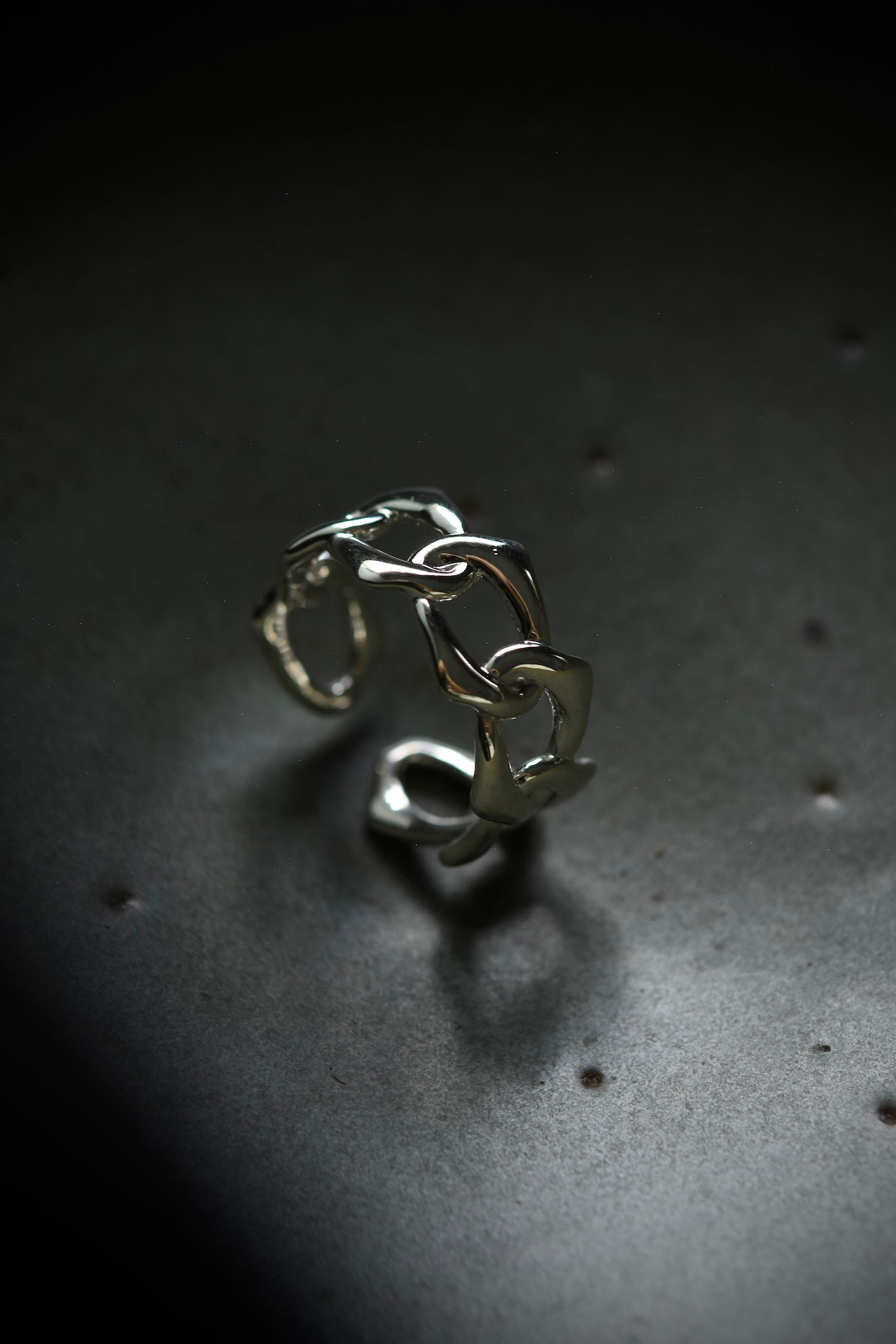 Utah/”XOLO JEWELRY” 925 silver Edge chain ring