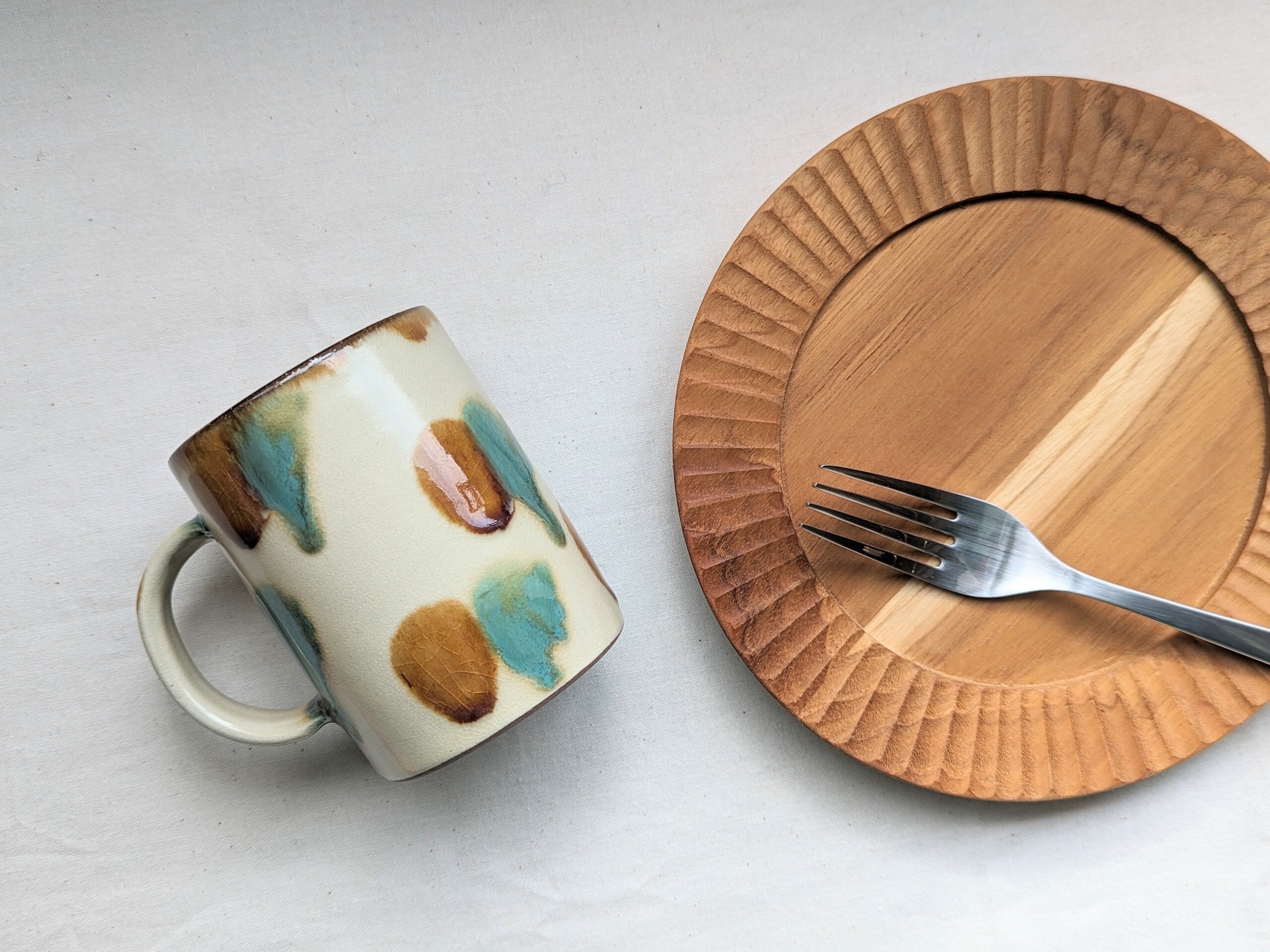 やちむん ミドルカップ（三彩） | 仲間陶房 | inoya | Basic Life