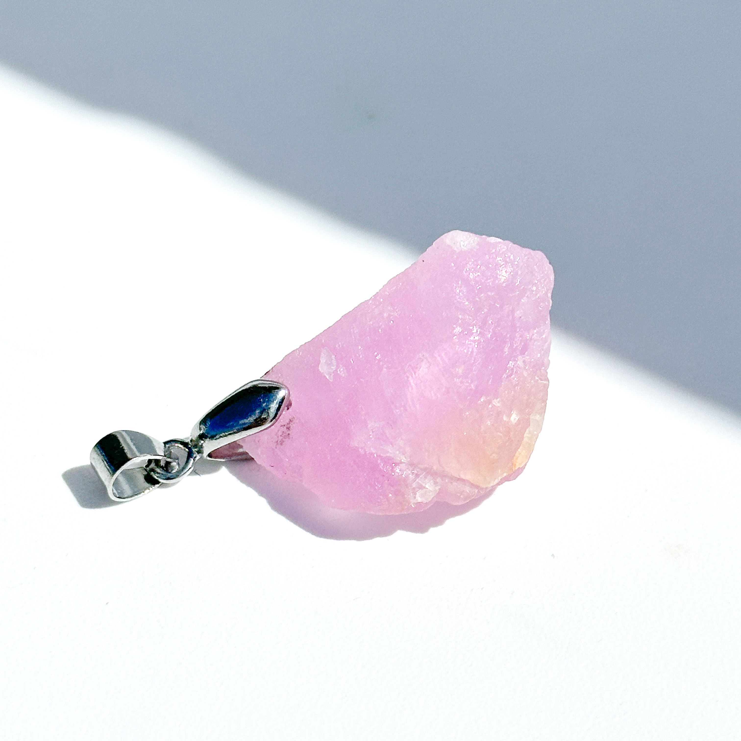 ピンクアラゴナイト チャーム04◇ Pink Aragonite Charm ◇天然石