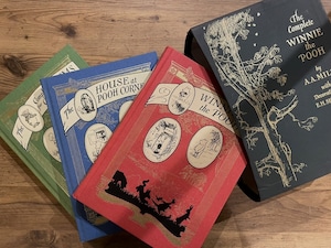 【RC002】≪THE FOLIO SOCIETY≫The Complete Winnie The Pooh Three volumes in slipcase / rare book