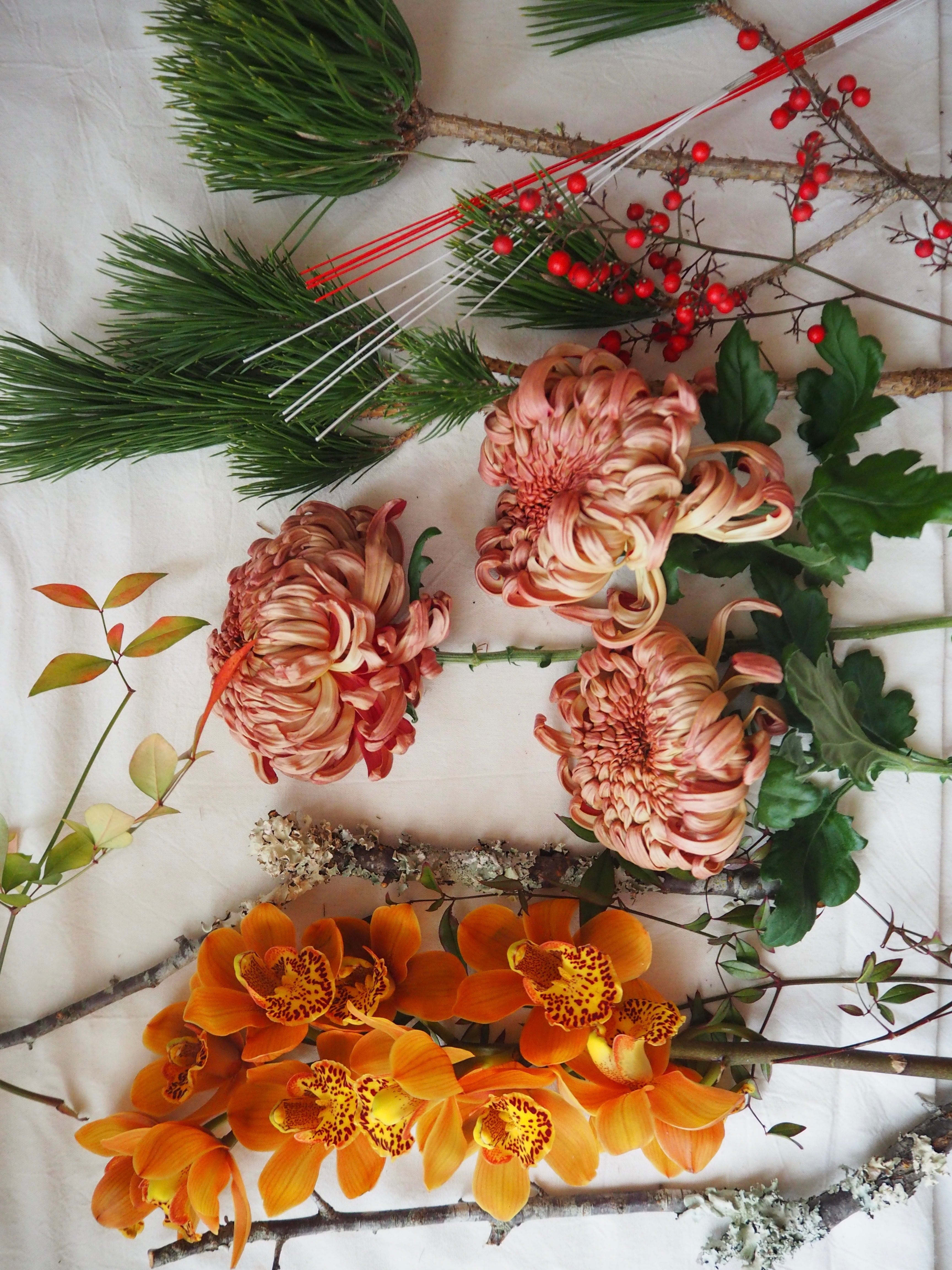 【宅配】お正月の花束【26~28いずれか着】