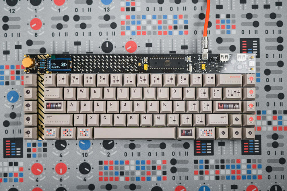 完成品】Lelelab Y2K 76 x MV Synth | Keyboarders