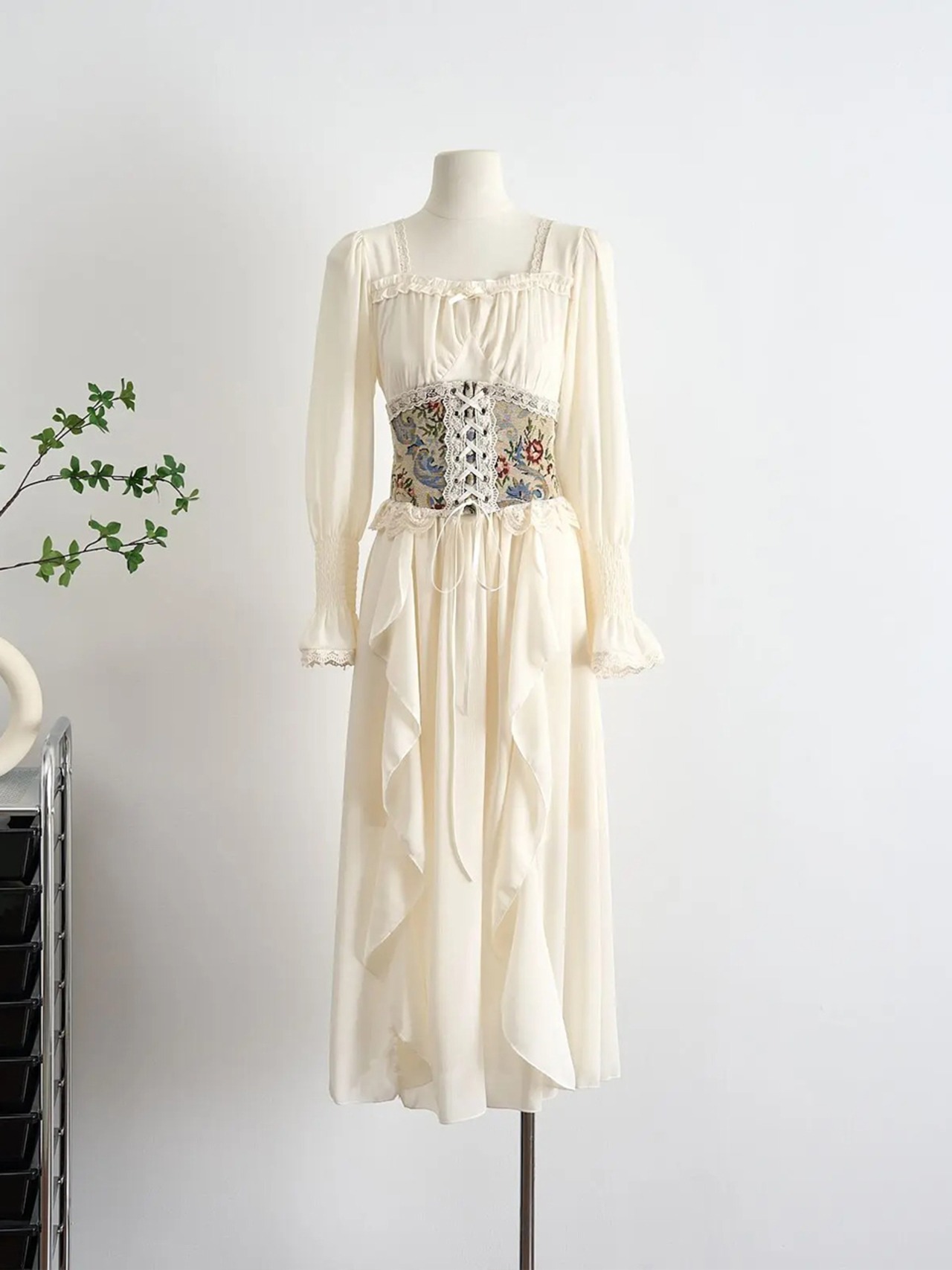 【0079】Floral Corset Fairy Long Sleeve Dress