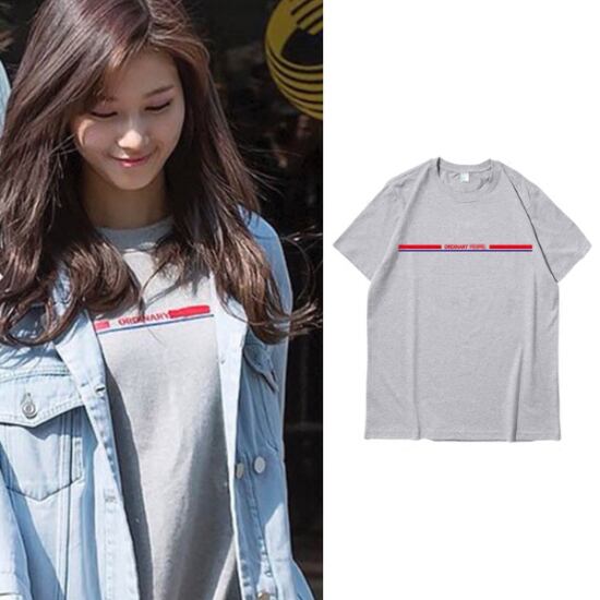 TWICE サナさん着用 Supreme Tシャツ