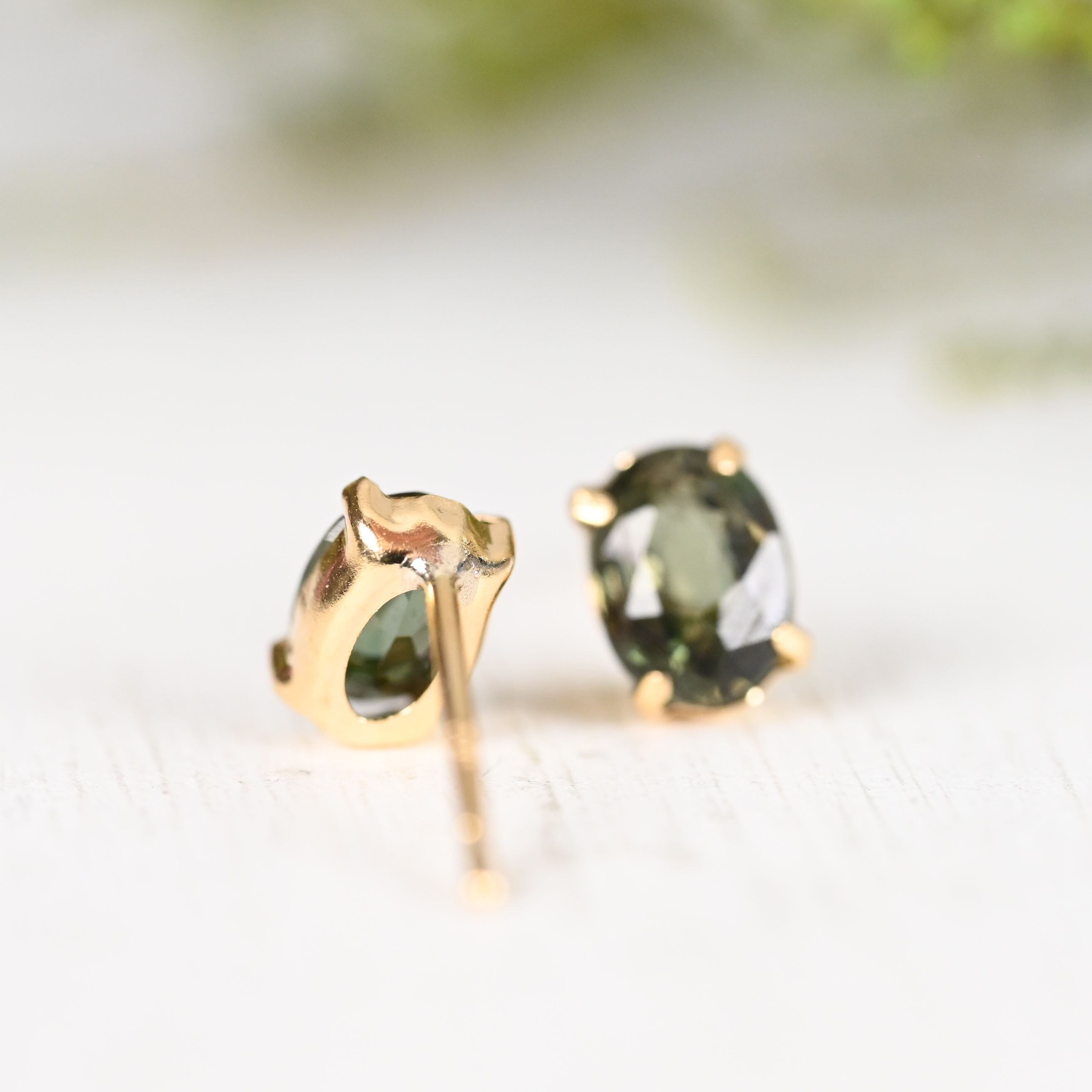 限定品】コーネルピンピアス K18YG | ジェムとハンドメイド工房
