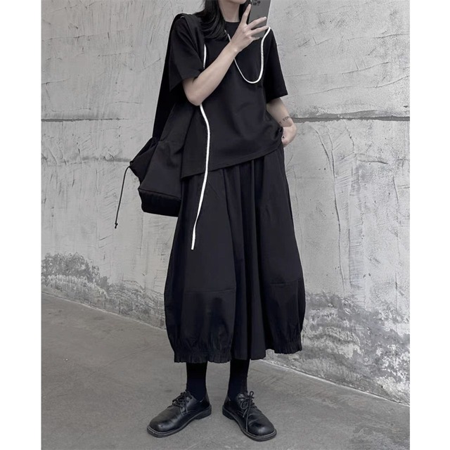 Bicolor line design asymmetrical T-shirt【2color】 C1058