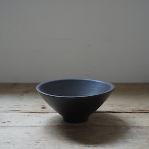 黒釉４寸鉢　