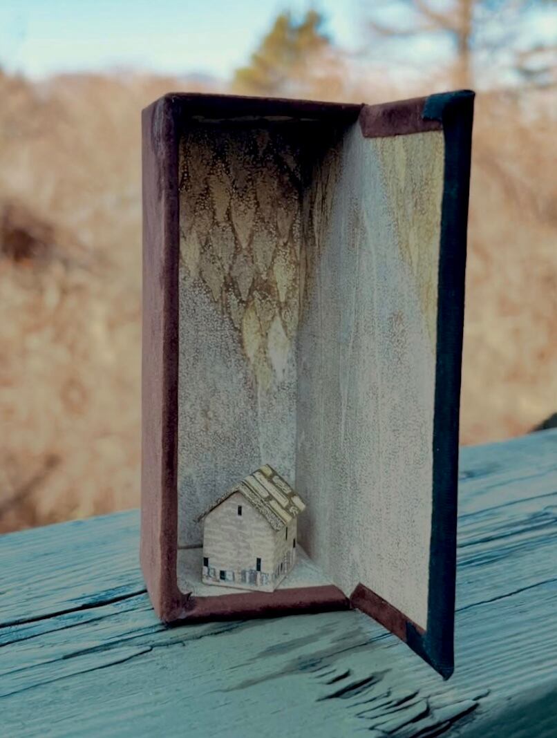 《ノエルの贈り物》岩切裕子 "tiny house (box) "IWAKIRI Yuko