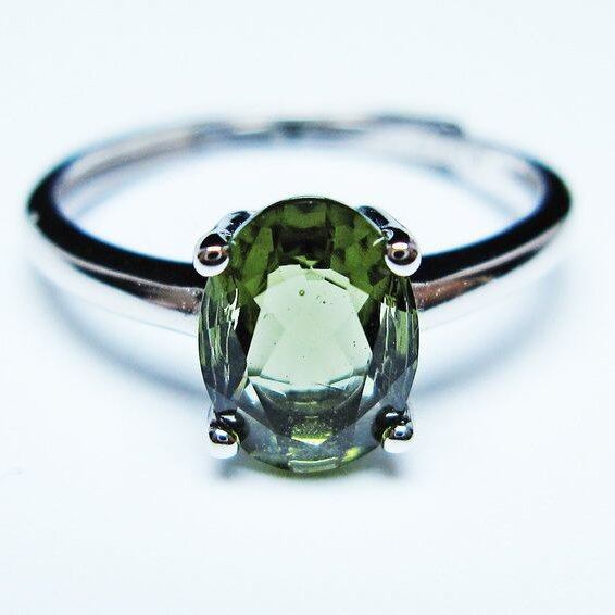 モルダバイト リング モルダウ石 指輪 フリーサイズ 14号 一点物 メール便可 [M便 1/20] 199-686