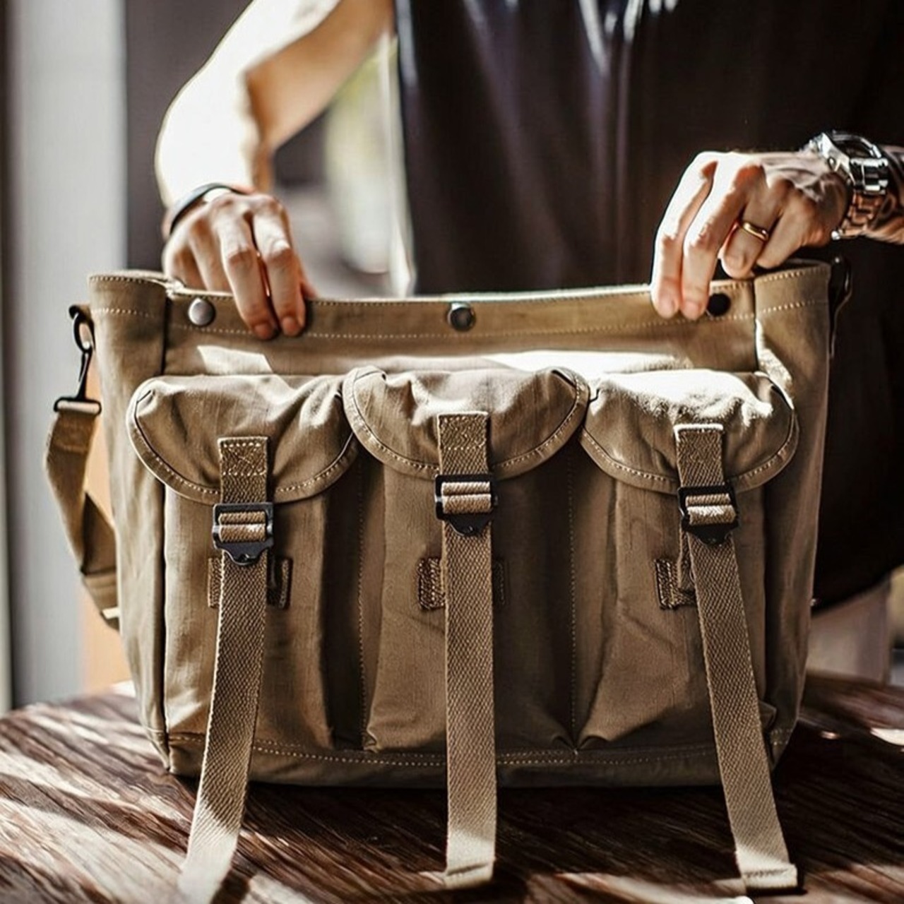 Tactical Shoulder Bag / タクティカル ショルダー バッグ
