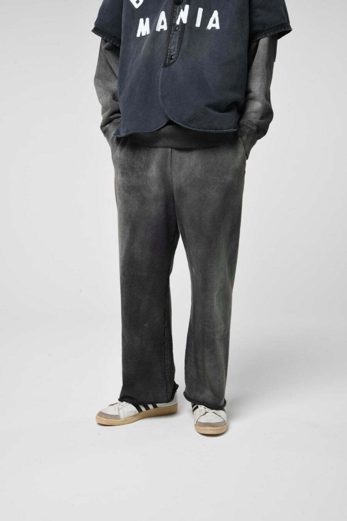 BOWWOW HARD AGEING SWEAT PANTS BLACK HARD AGEING | Pay ID