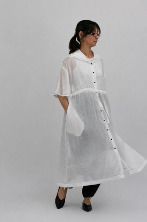 ROBE de PEAU / GRAND SAILOR COLLAR ONE PIECE / White