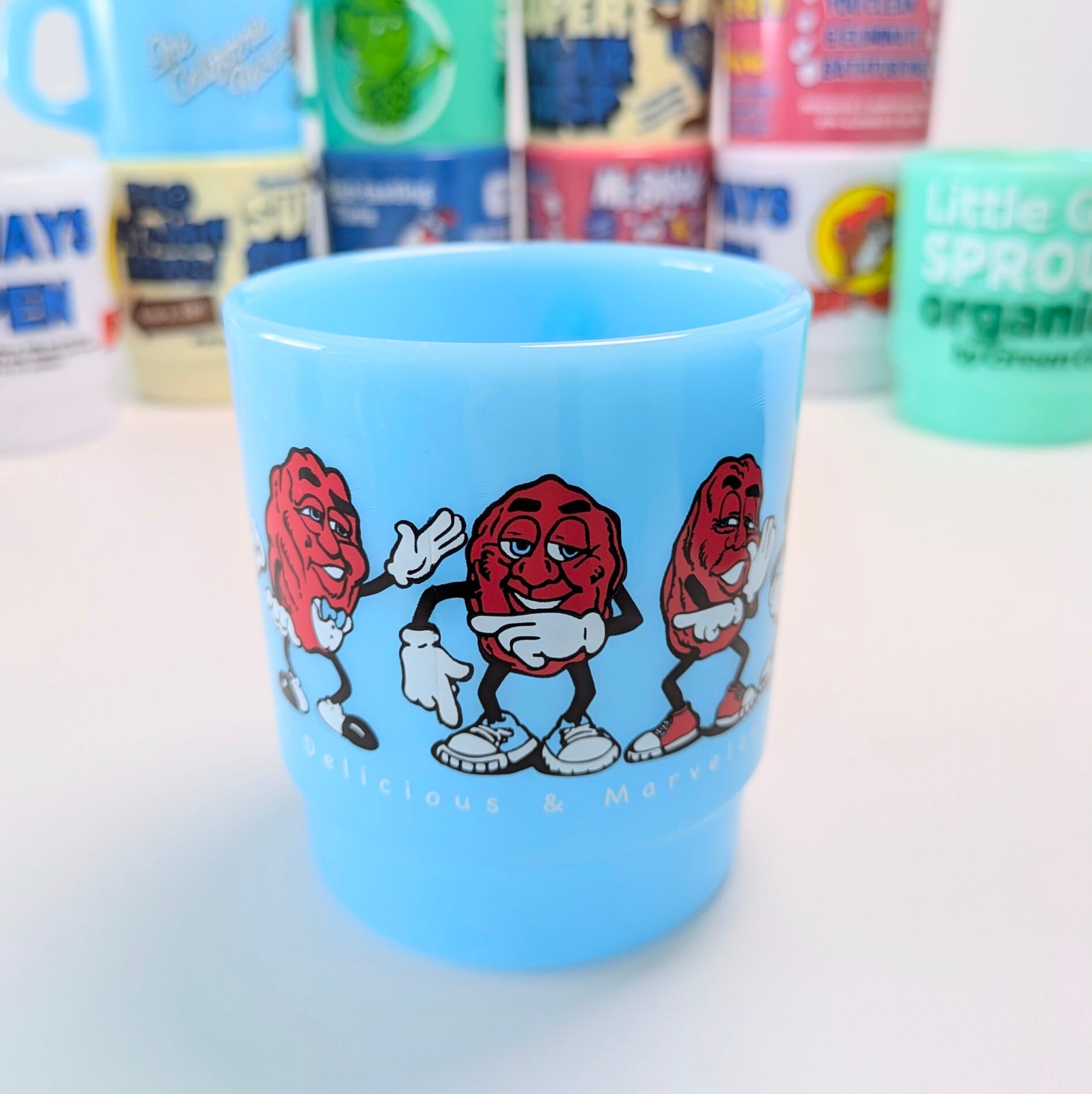 ♧【 STACKING MUG ( スタッキングマグ ) 】 California Raisins ( カリフォルニア レーズン ) / プラカップ / MUG / ミルキーマグ / 積み重ねられるマグ〚アメリカン雑貨 アメトイ〛