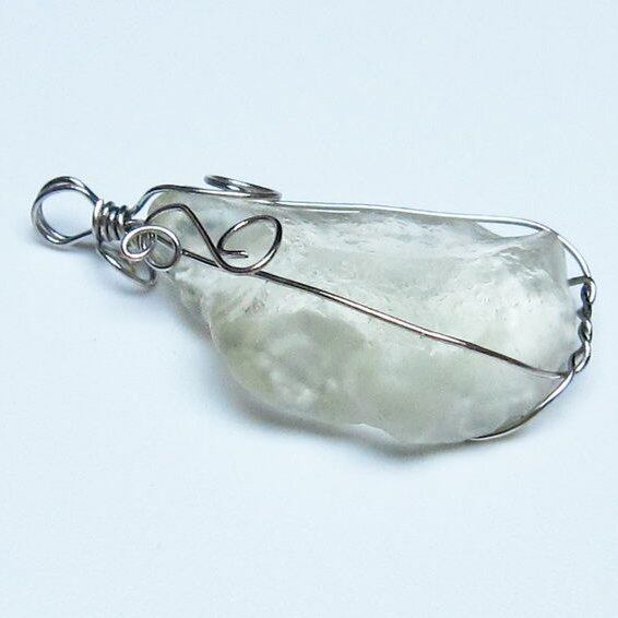 リビアングラス ペンダント 一点物 メール便可 112-13733