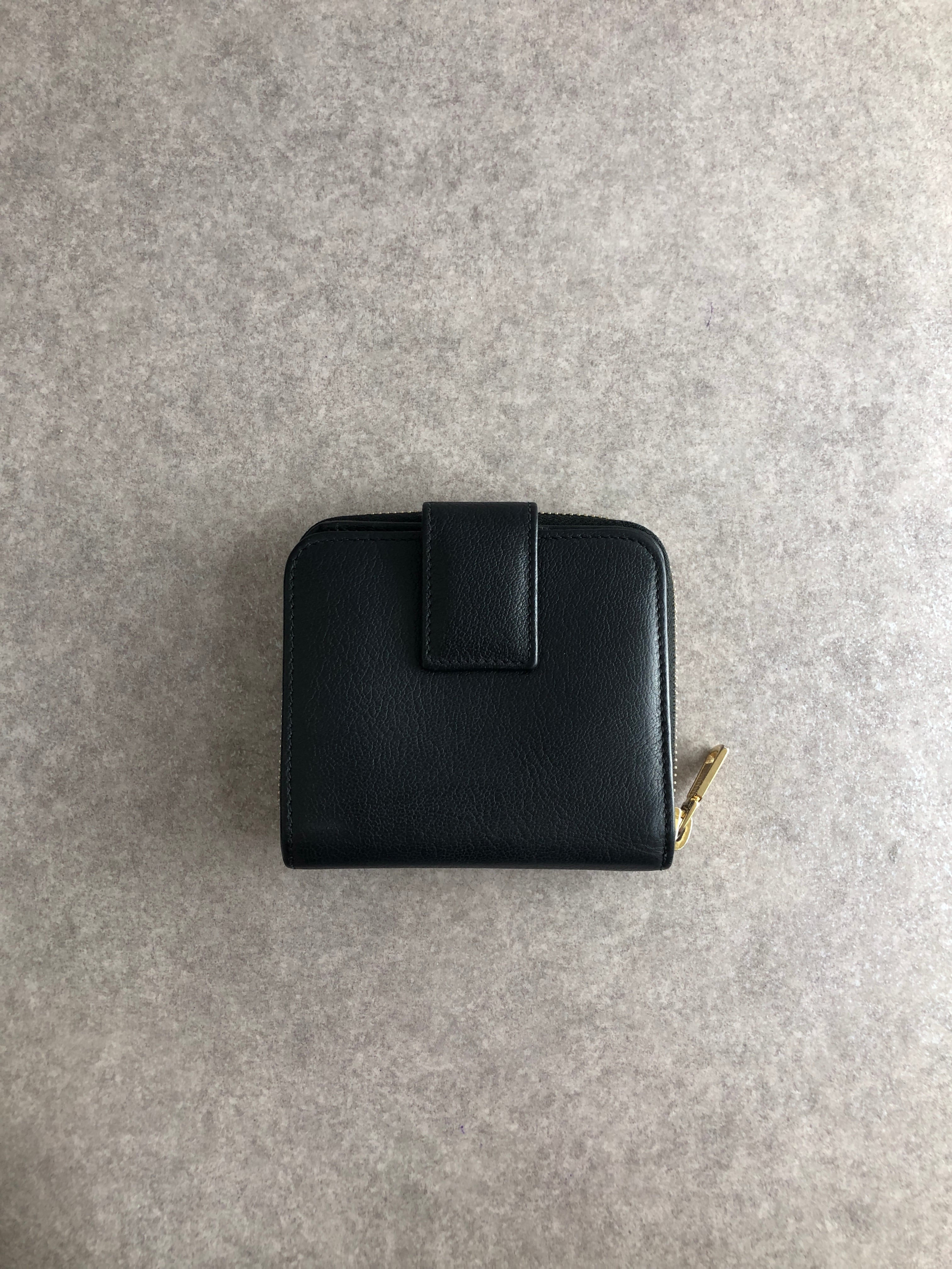 Yves Saint Laurent イヴ・サンローラン 財布 ブラック YSL レザー 2