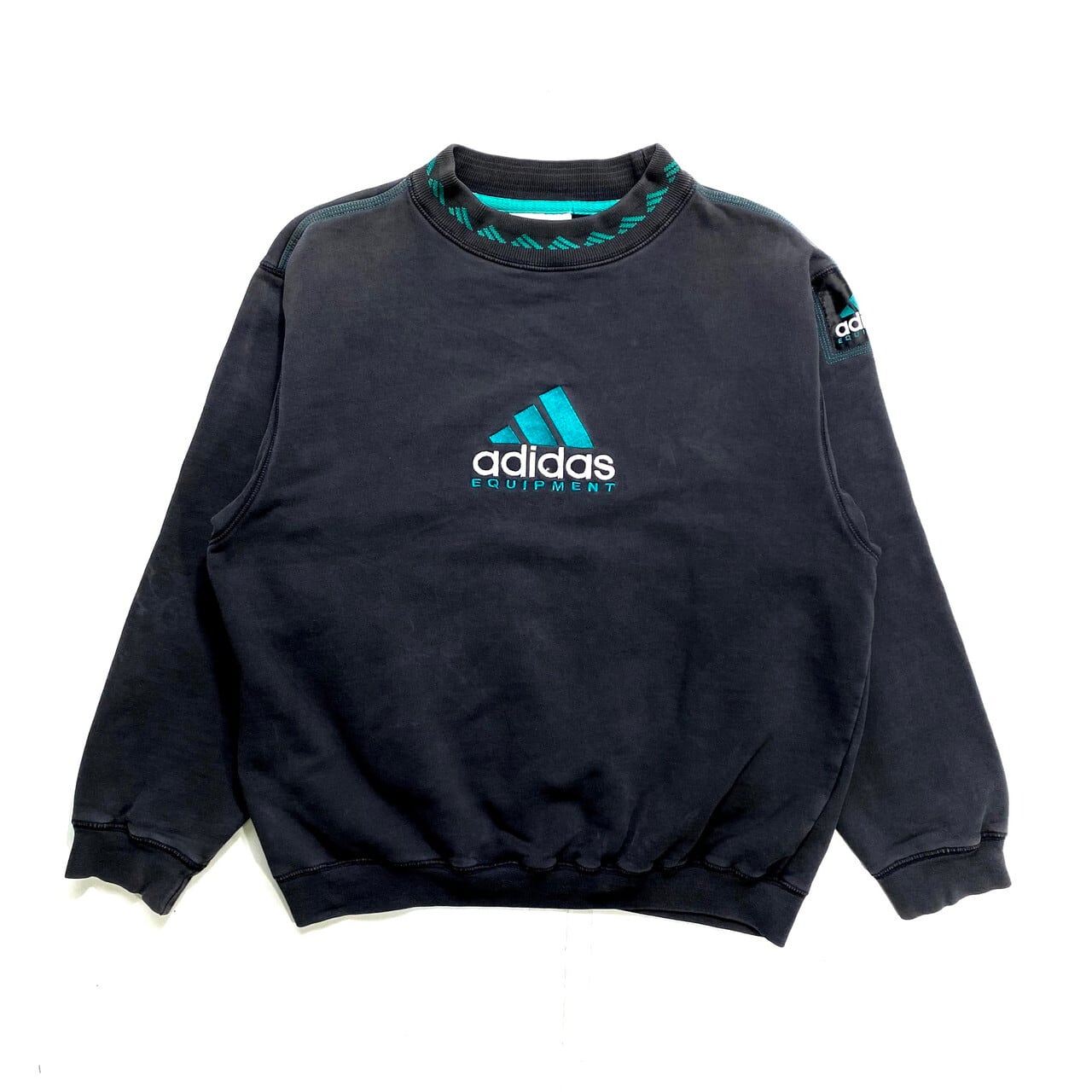 90年代 adidas アディダス EQUIPMENT フロントロゴ刺繍 スウェット メンズM相当 古着 90s ヴィンテージ ビンテージ  エキップメント トレーナー ブラック 黒色 【スウェット】【AL20】 | cave 古着屋【公式】古着通販サイト